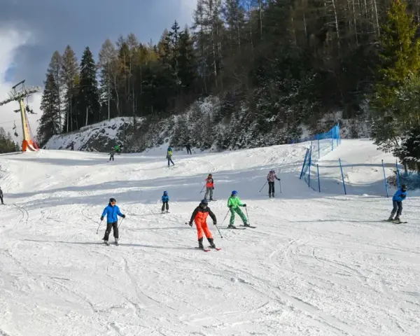 Narty Zakopane luty 2026: Które stoki otwarte? Warunki i ceny